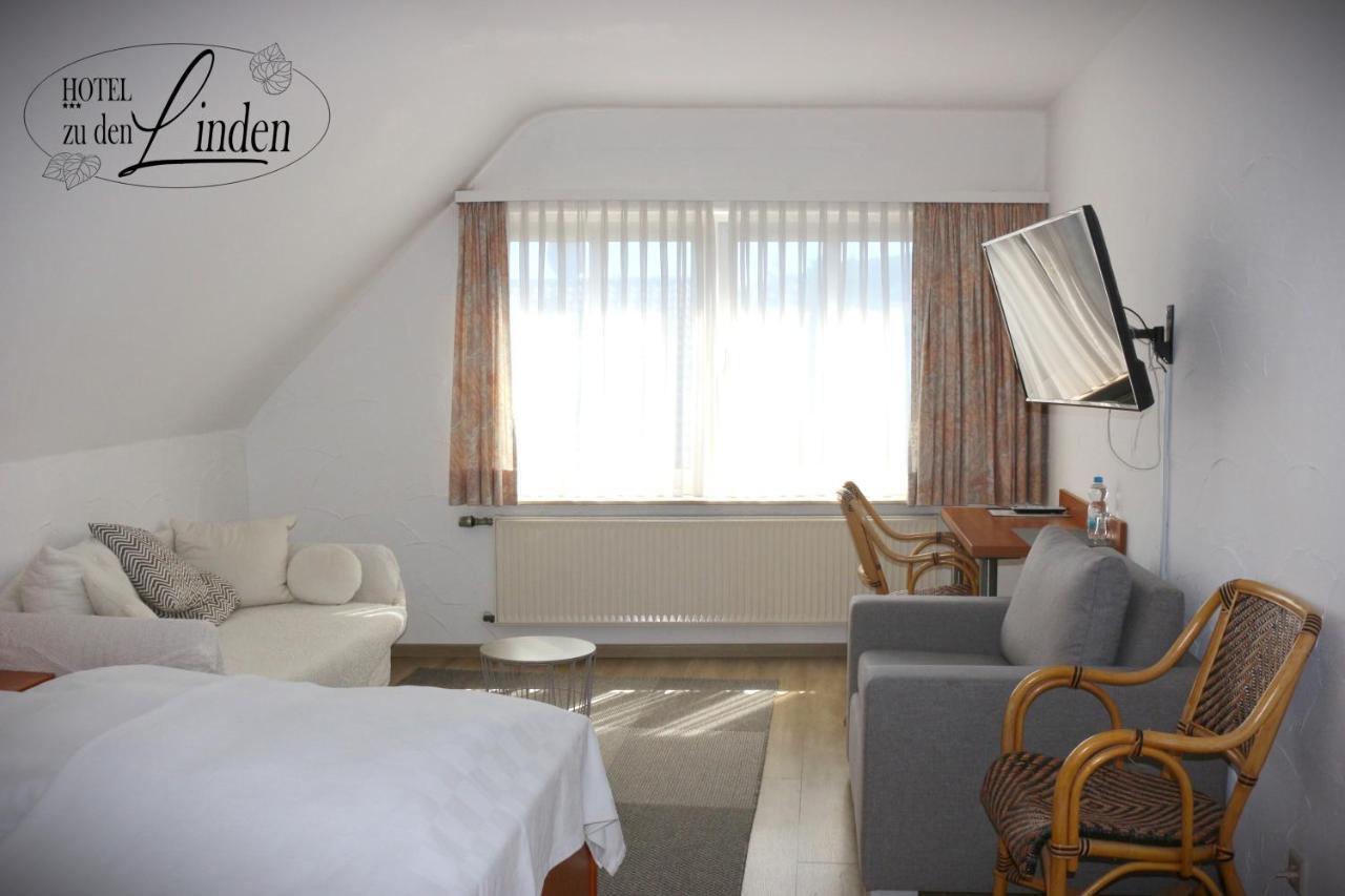 Hotel Zu Den Linden Wachtberg Exteriör bild