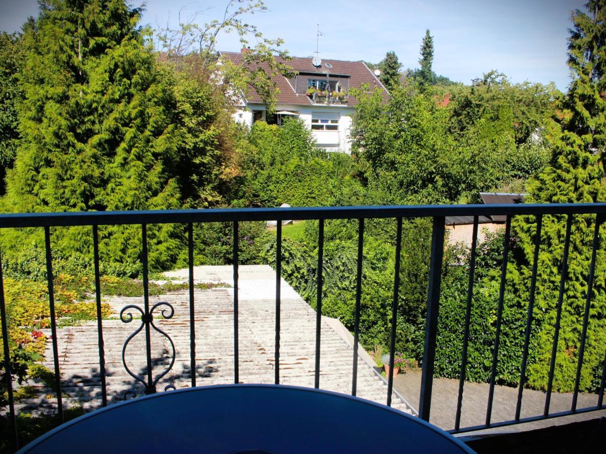 Hotel Zu Den Linden Wachtberg Exteriör bild